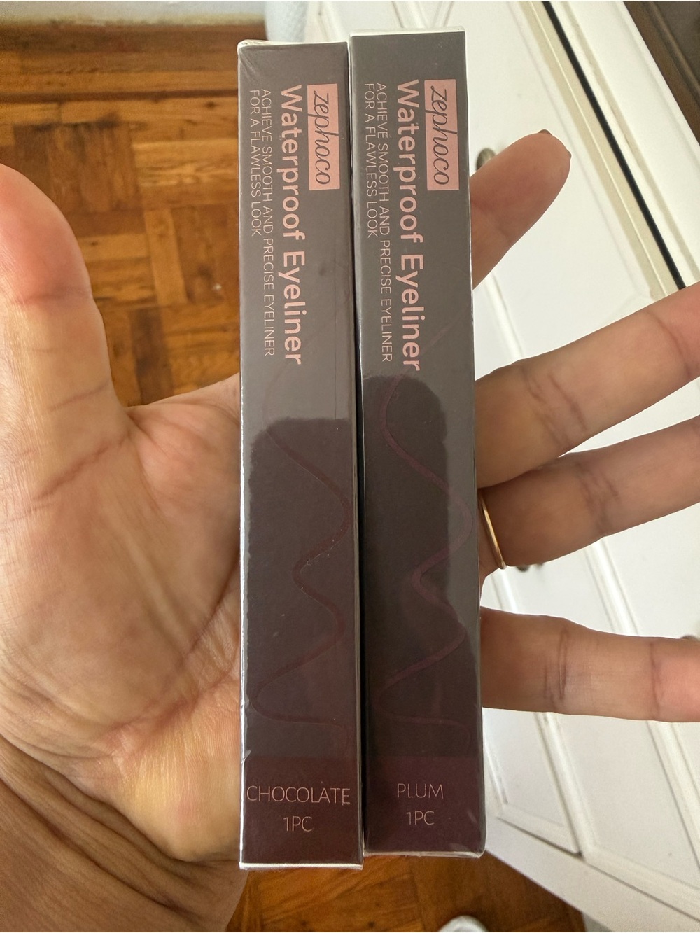 Waterproof Eyeliner Pencil – Chocolate & Plum by